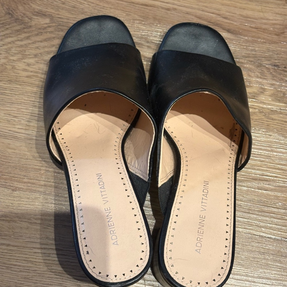 Adrienne Vittadini Black Women's Mules - Picture 3 of 7